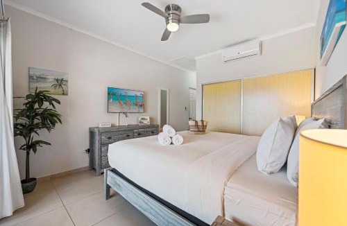 Gold Coast Apartment | Costa di Solo 231c