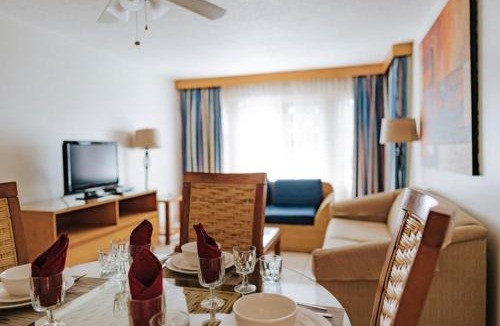 Palm Beach Apartment | Caribbean Palm Village Resort
