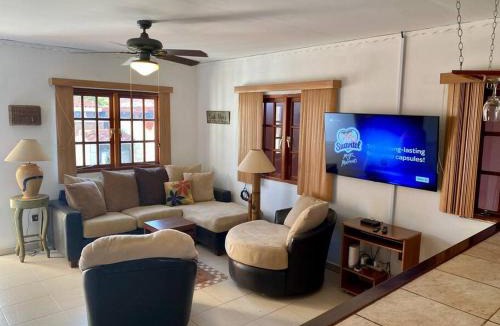 Alto Vista Villa | 3-bedroom villa with a jacuzzi