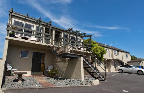 Howick Hotel | Howick Motor Lodge
