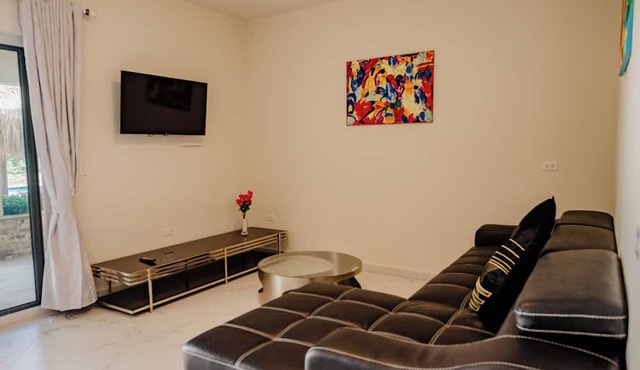 Best Quality 2-bedroom Apartment 2 km From Eagle Beach