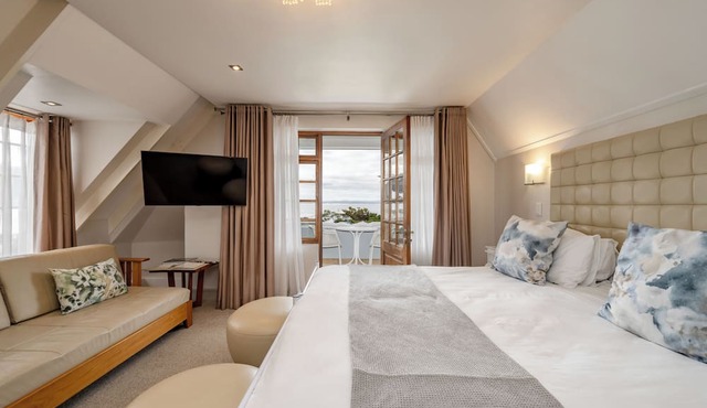 Harbour House Hotel