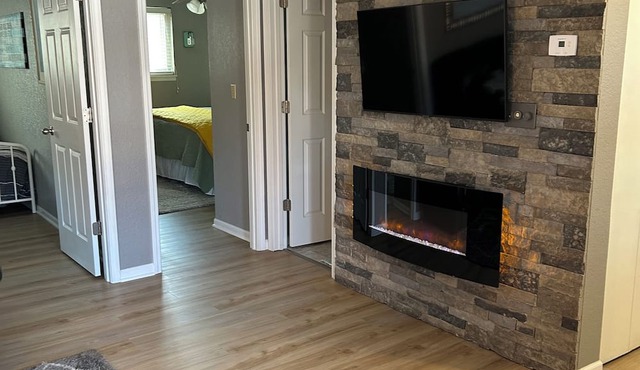 Peaceful 2 bedroom Condo with NO Cleaning Fees on the Lake of the Ozarks