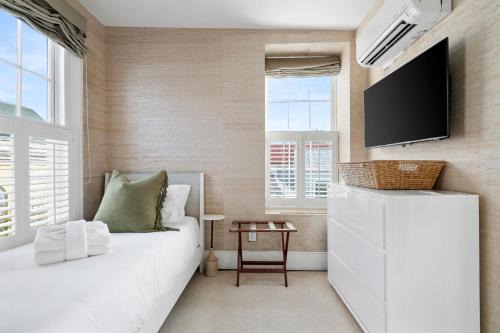 Thomas Waring House Sleeps 23 Multi-Unit Rental